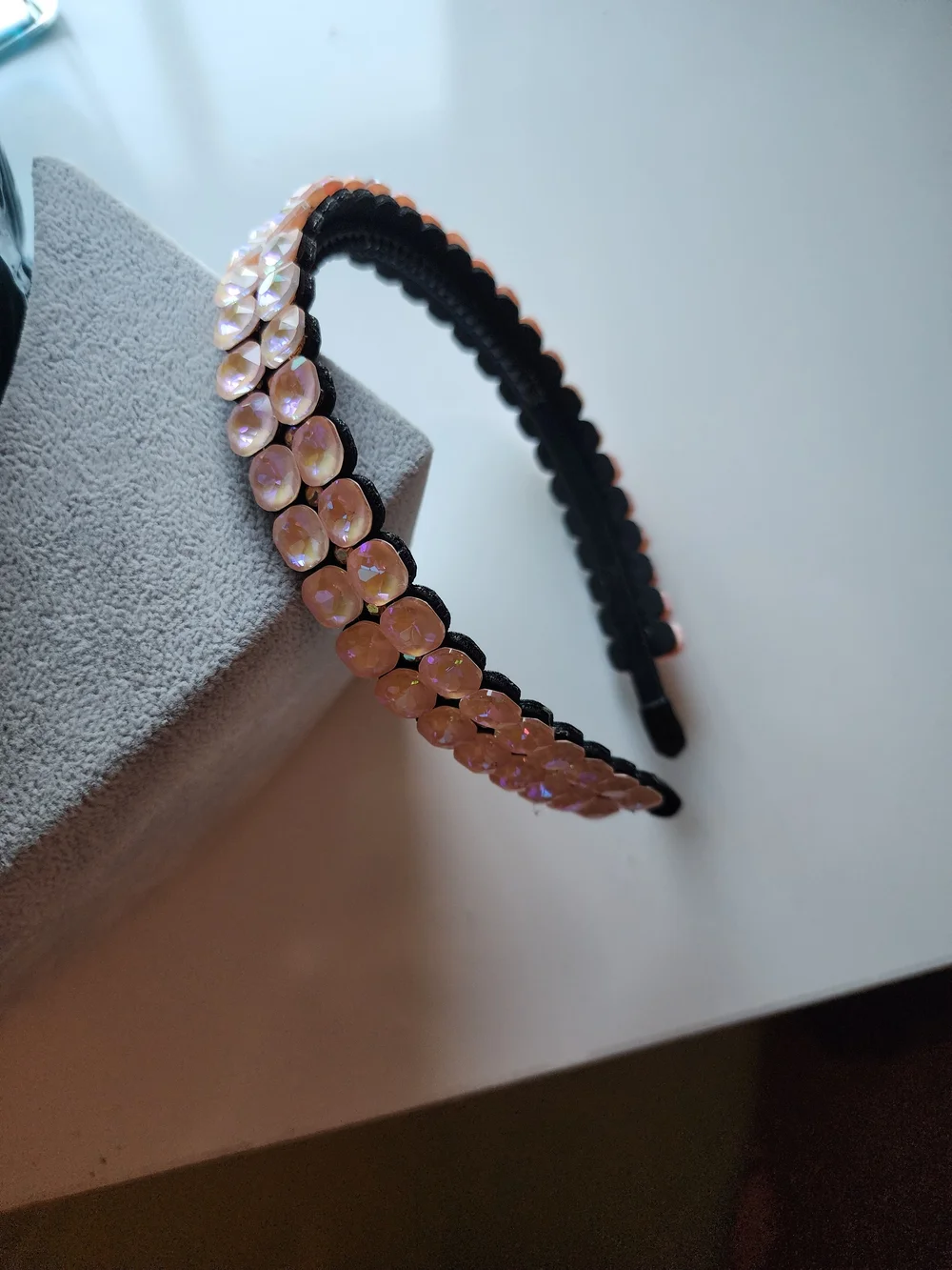 NWOT Iridescent Pink Crystal Headband on Black Base - Women